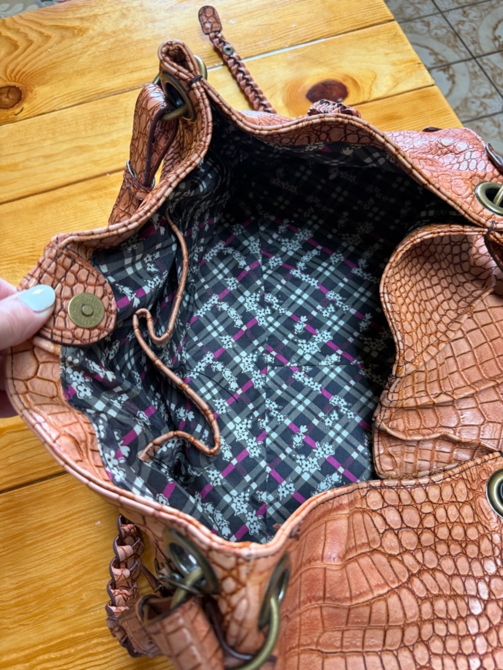 Jessica Simpson Croc-Embossed Shoulder Bag in Tan - Picture 5 of 7